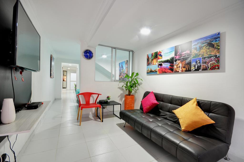 Apartamentos Amoblados Jg De La 70 Medellín Zewnętrze zdjęcie