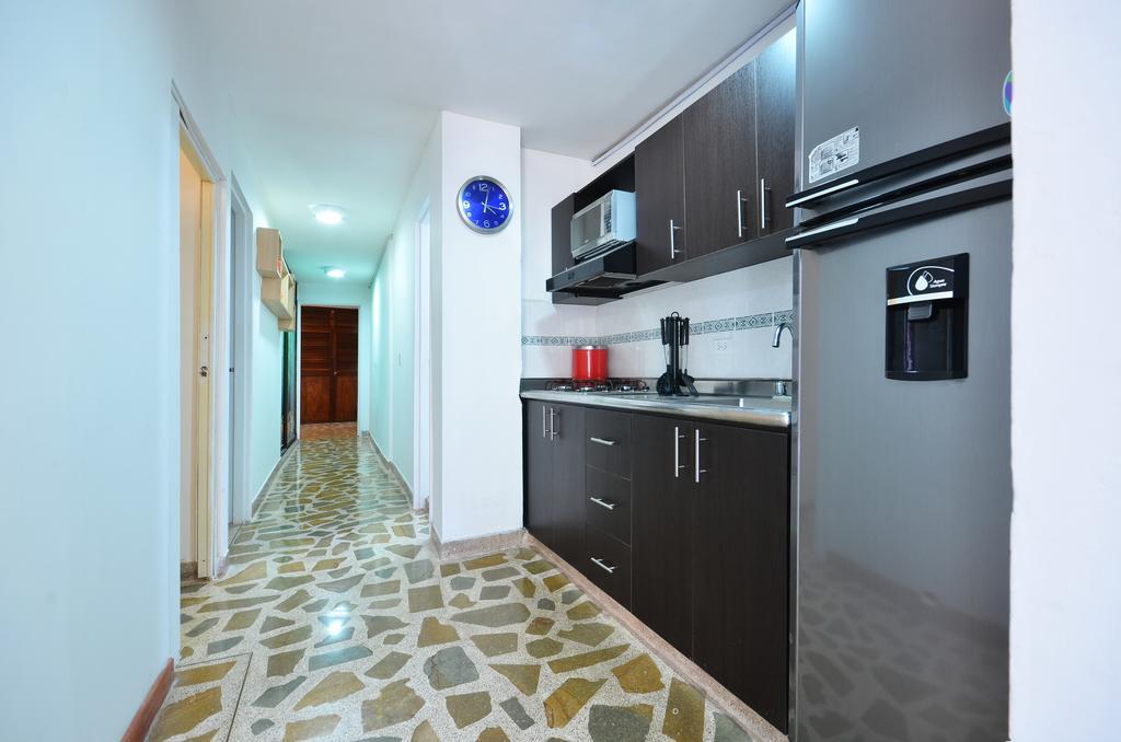 Apartamentos Amoblados Jg De La 70 Medellín Zewnętrze zdjęcie