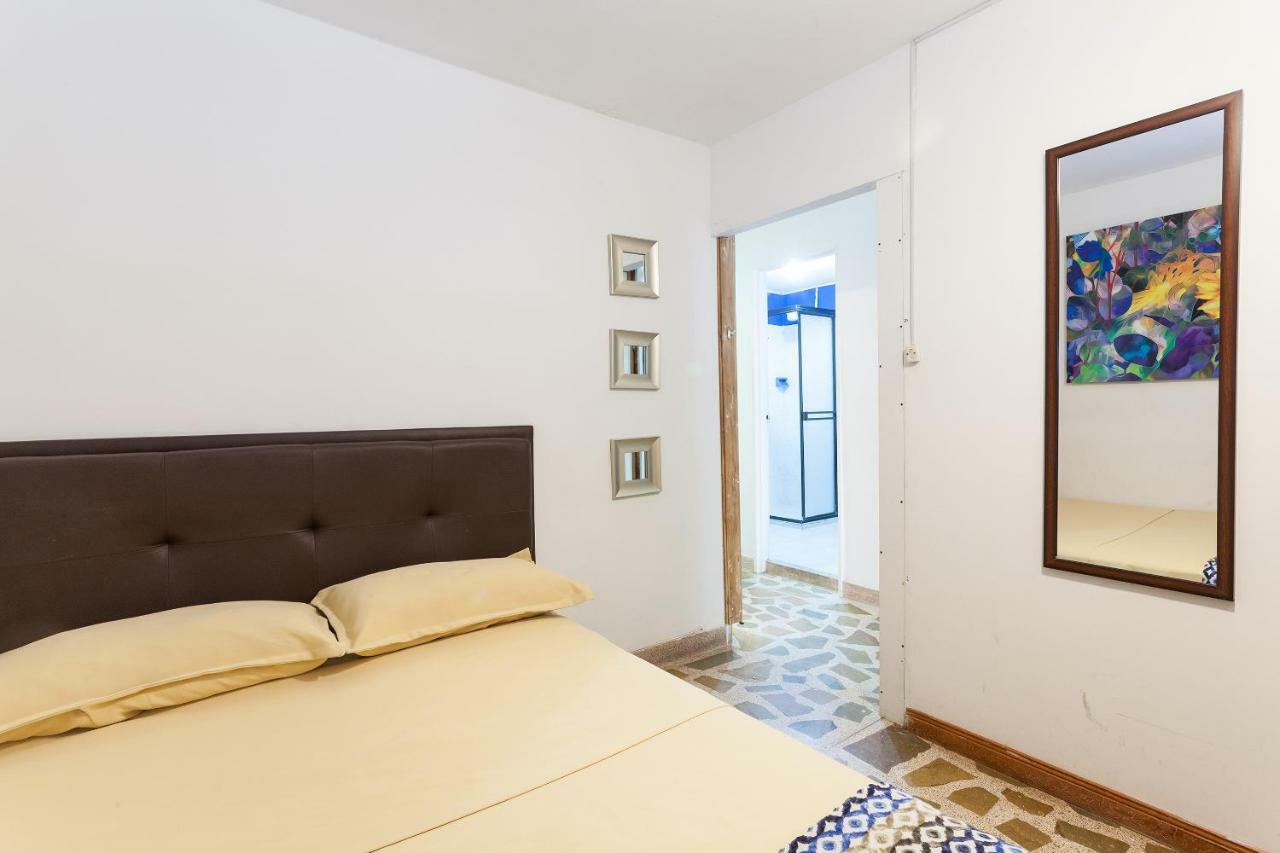 Apartamentos Amoblados Jg De La 70 Medellín Zewnętrze zdjęcie