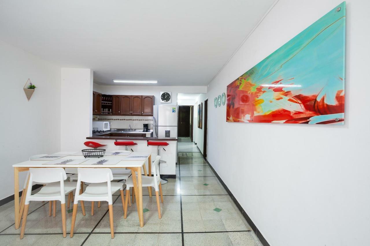 Apartamentos Amoblados Jg De La 70 Medellín Zewnętrze zdjęcie