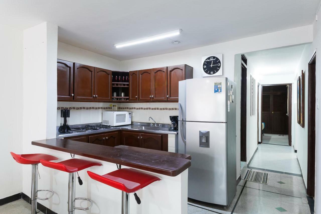 Apartamentos Amoblados Jg De La 70 Medellín Zewnętrze zdjęcie