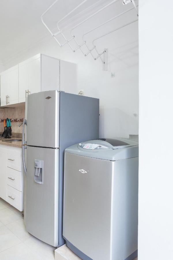 Apartamentos Amoblados Jg De La 70 Medellín Zewnętrze zdjęcie