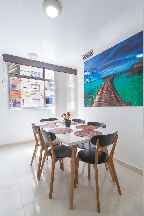 Apartamentos Amoblados Jg De La 70 Medellín Zewnętrze zdjęcie