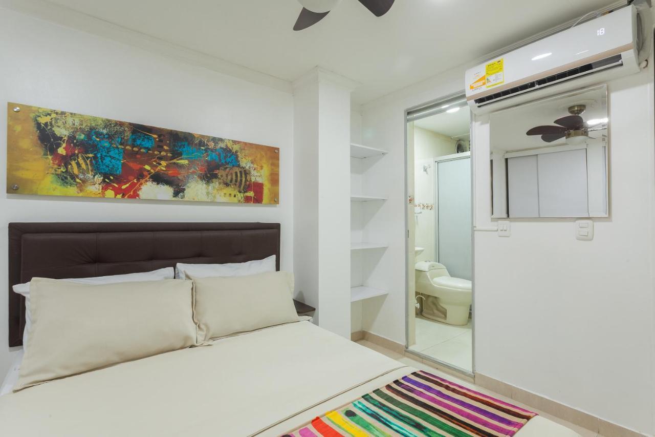 Apartamentos Amoblados Jg De La 70 Medellín Zewnętrze zdjęcie